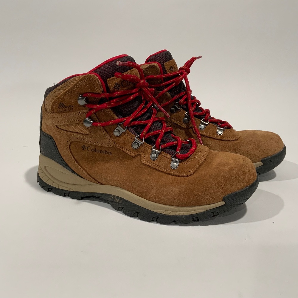 Women’s Columbia Newton Ridge Sz 11 Brown Waterproof Amped Hiking Boot red laces